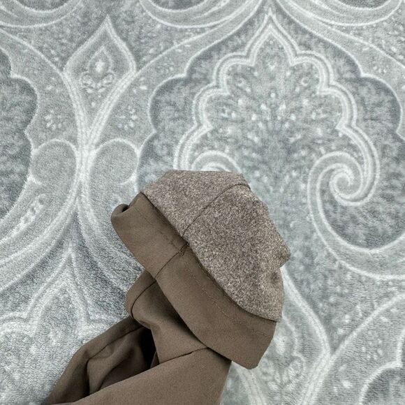 Womens Athleta Cargo Lined Pant - Picture 4 of 4